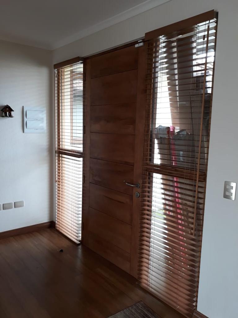 persiana-madera-jjcdecoracion.cl